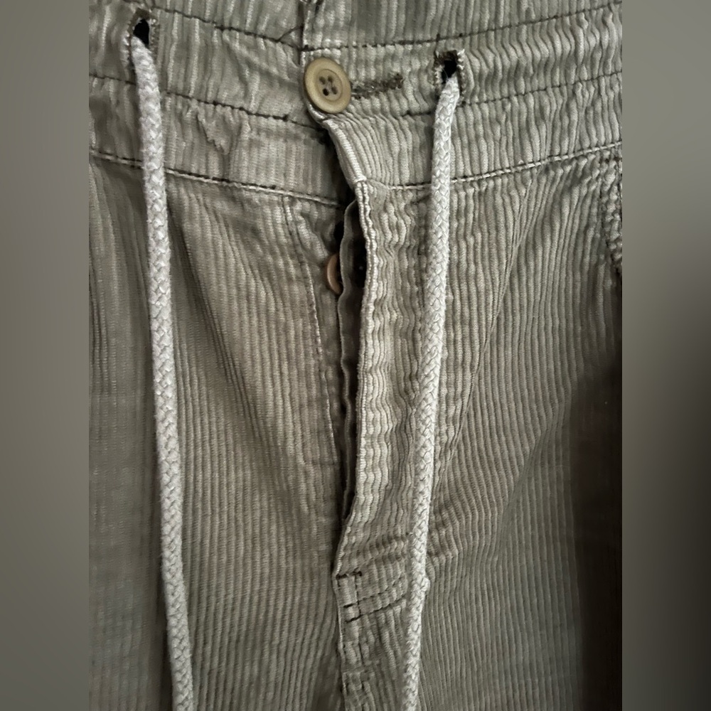 We The Free Green Cargo Pants slouchy fit, button fly, drawstring waist - Picture 2 of 8